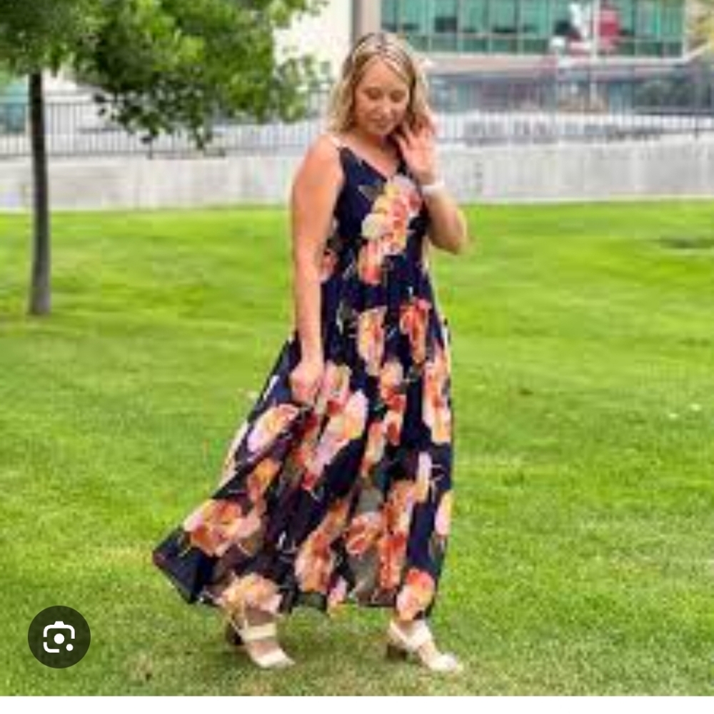 Maurices Floral Sleeveless Maxi Size Medium